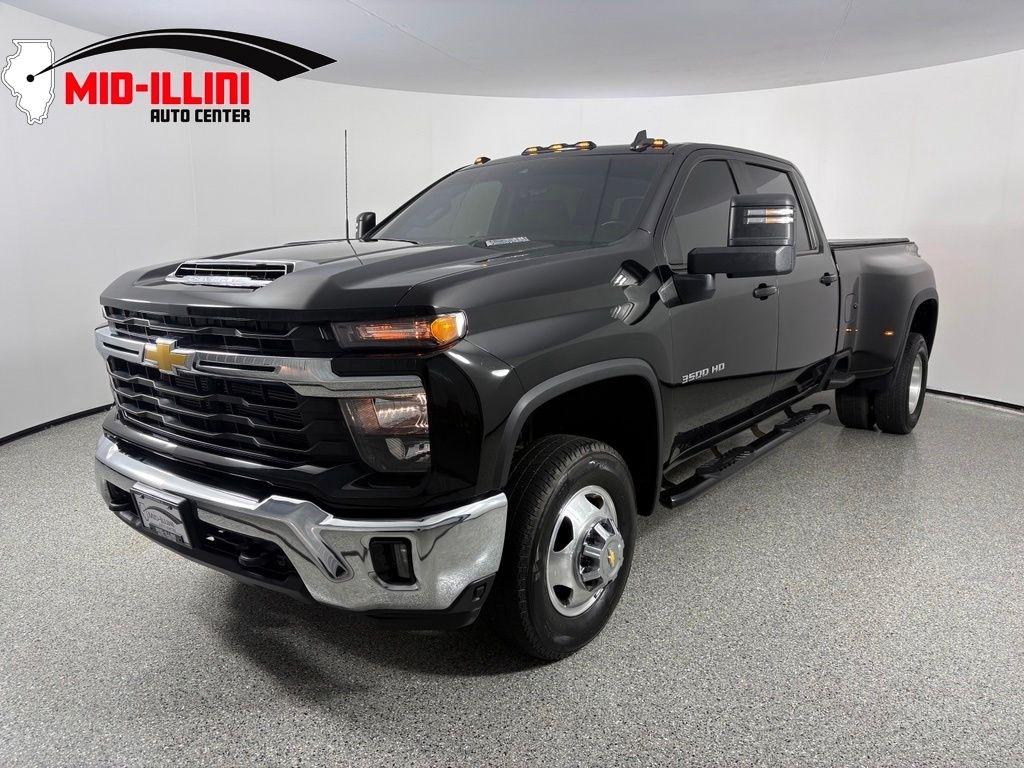 2024 Chevrolet Silverado 3500HD 4WD Crew Cab 172" LT