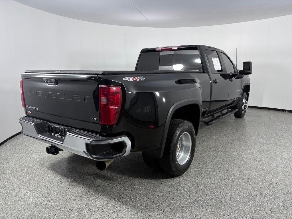 Chevrolet Silverado 3500HD 4WD Crew Cab 172" LT 2024