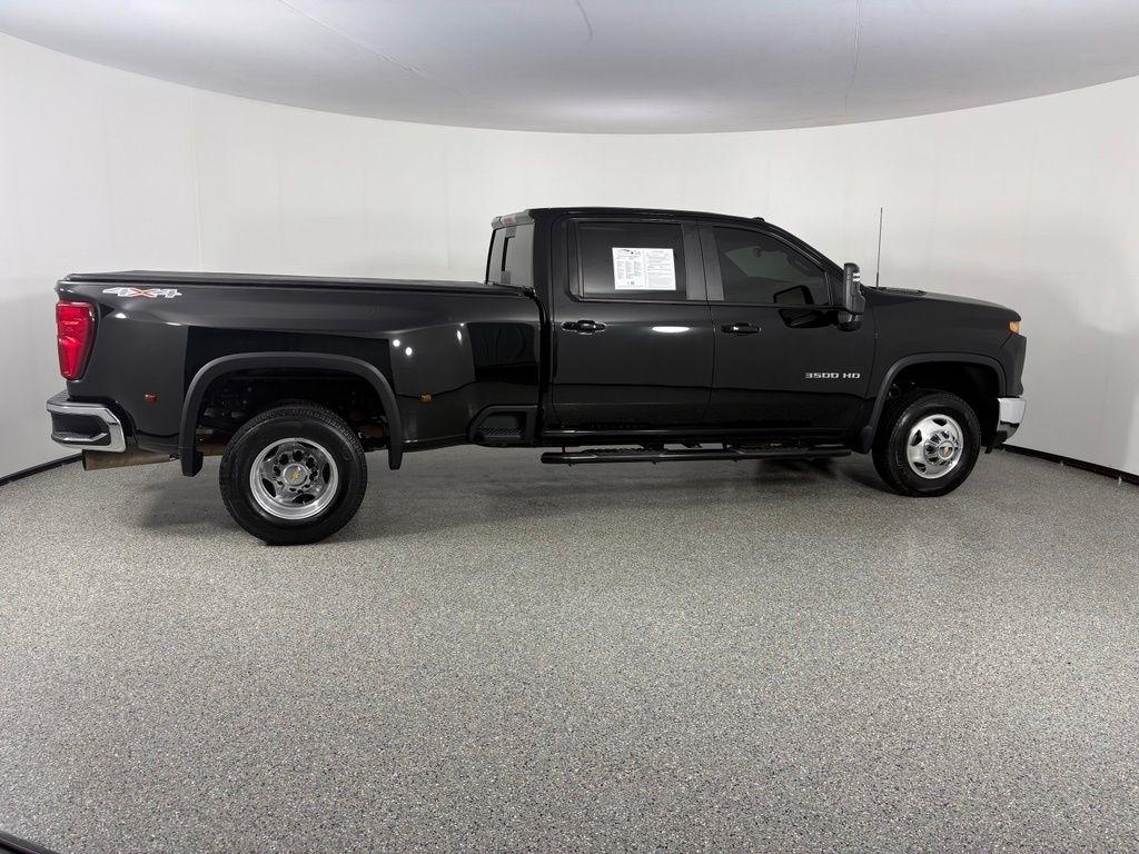 Chevrolet Silverado 3500HD 4WD Crew Cab 172" LT 2024