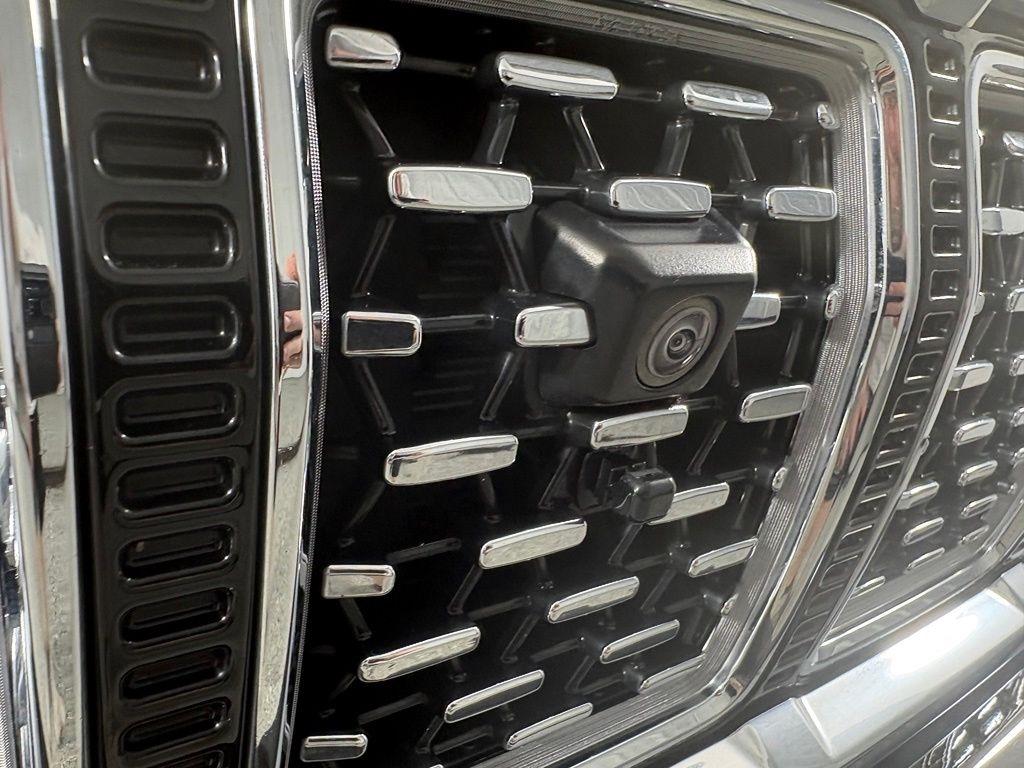 Jeep Grand Wagoneer Series III 4x4 2023