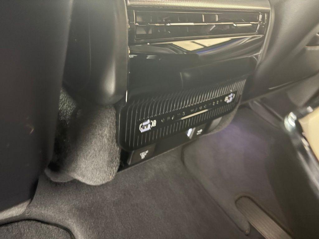 Jeep Grand Wagoneer Series III 4x4 2023