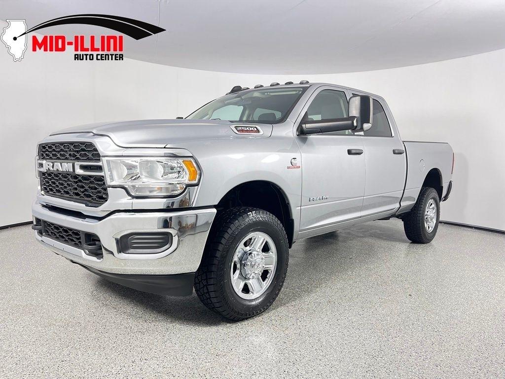 2020 RAM 2500 Tradesman 4x4 Crew Cab 6'4" Box
