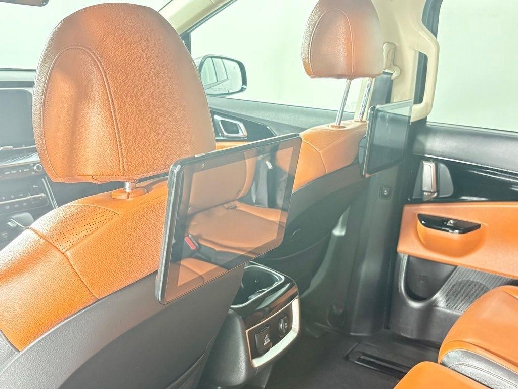 Kia Carnival SX Prestige FWD 2024
