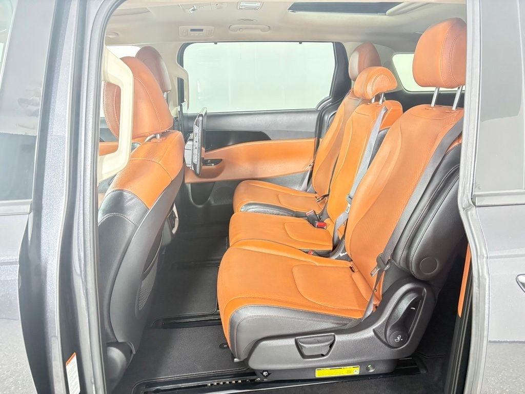 Kia Carnival SX Prestige FWD 2024