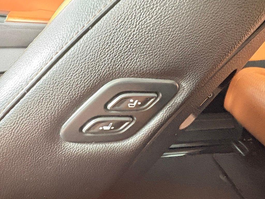 Kia Carnival SX Prestige FWD 2024