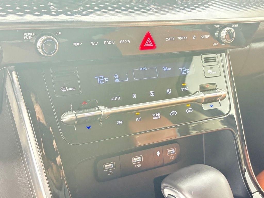 Kia Carnival SX Prestige FWD 2024