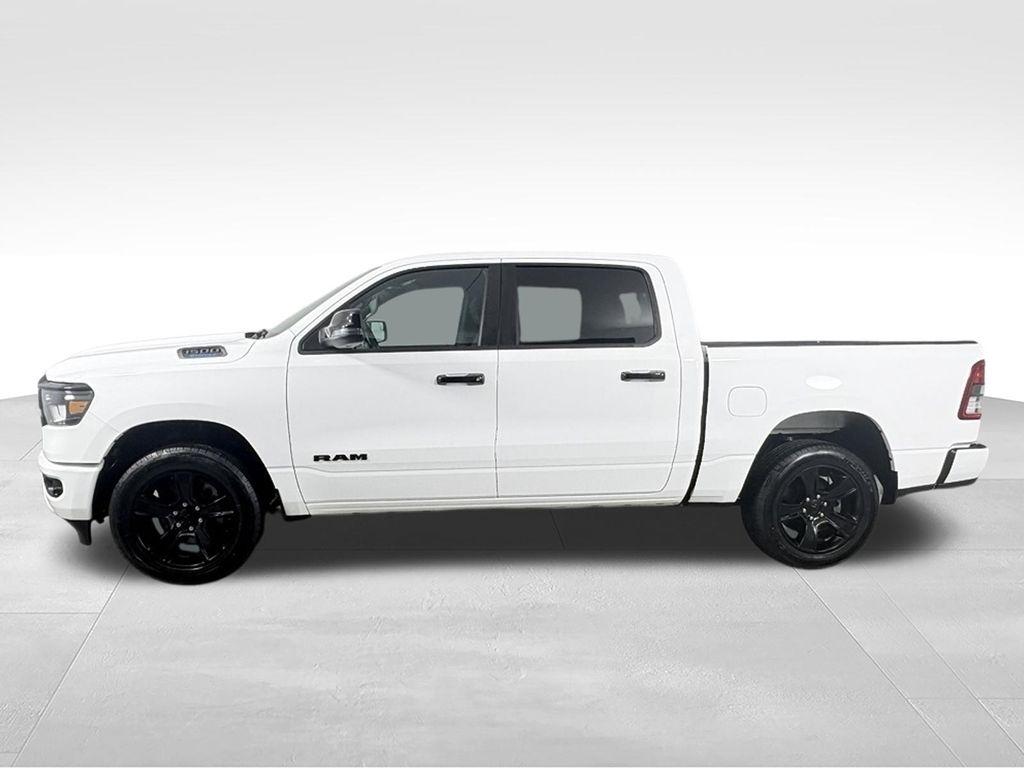 RAM 1500 Big Horn 4x4 Crew Cab 5'7" Box 2024