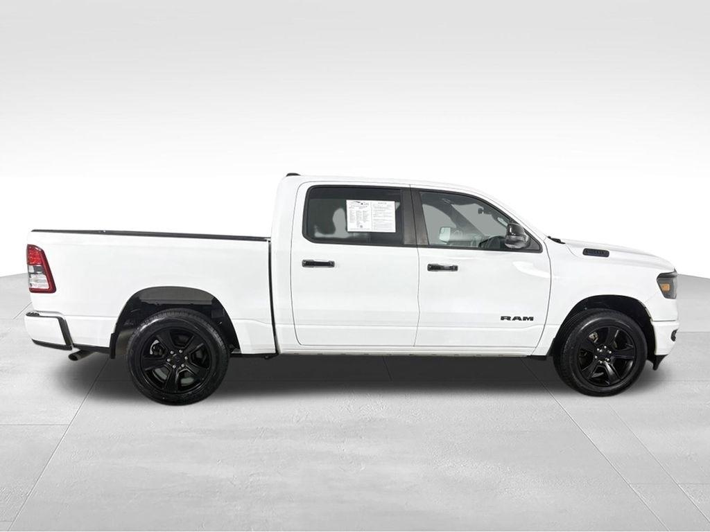 RAM 1500 Big Horn 4x4 Crew Cab 5'7" Box 2024
