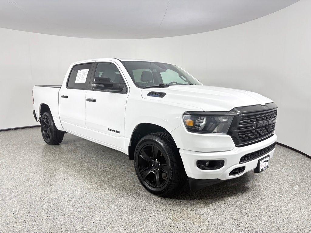 RAM 1500 Big Horn 4x4 Crew Cab 5'7" Box 2024