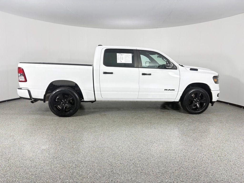 RAM 1500 Big Horn 4x4 Crew Cab 5'7" Box 2024
