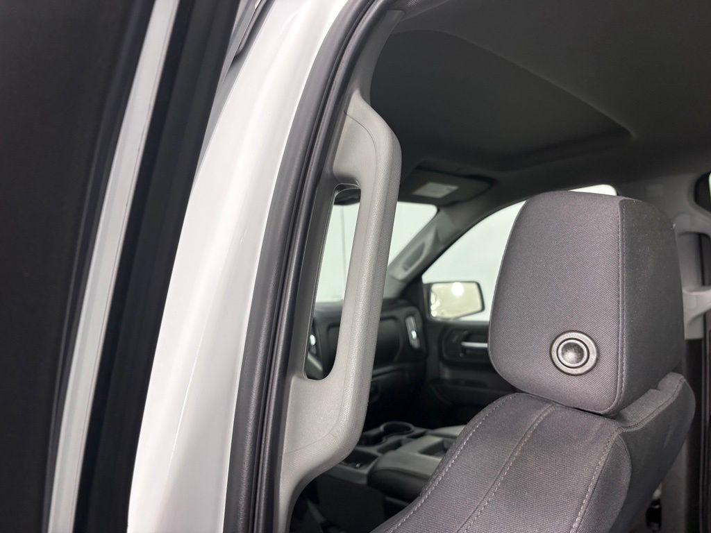 Chevrolet Silverado 1500 4WD Crew Cab 147" Custom Trail Boss 2020