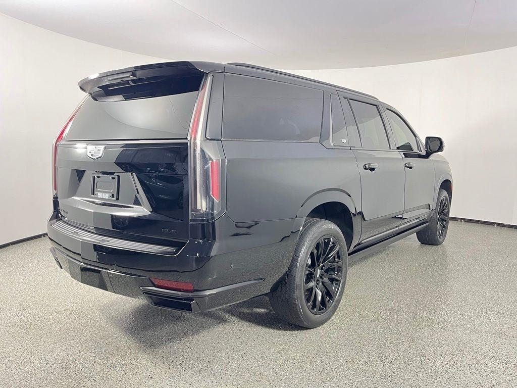 Cadillac Escalade ESV 4WD 4dr Sport Platinum 2023