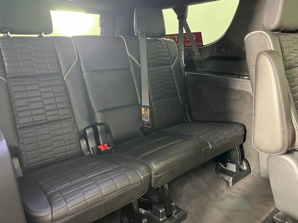 Cadillac Escalade ESV 4WD 4dr Sport Platinum 2023