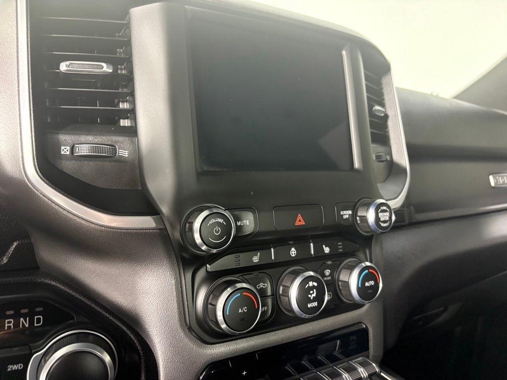 RAM 2500 Big Horn 4x4 Crew Cab 8' Box 2021