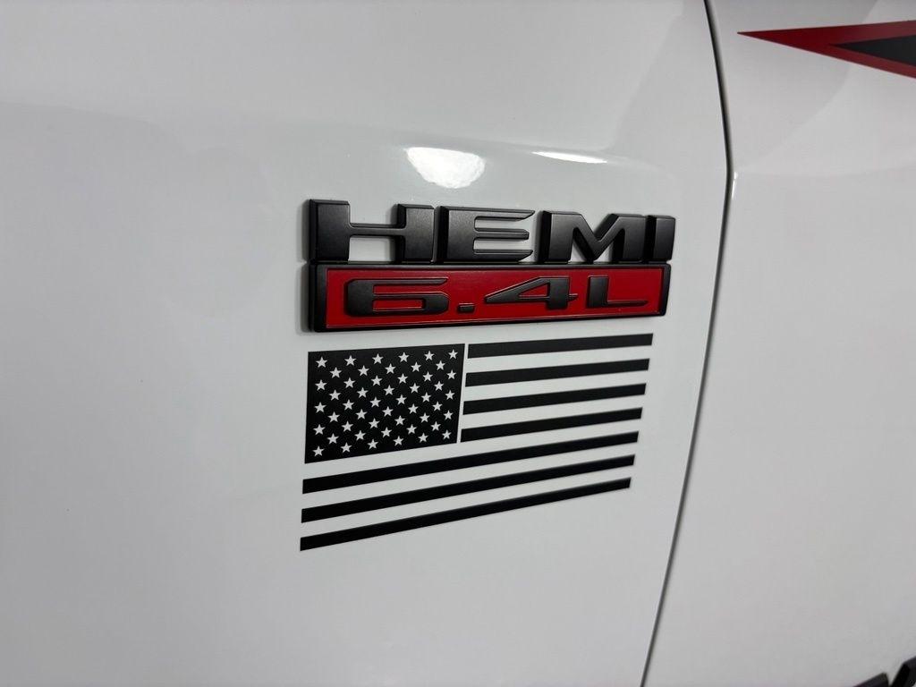 RAM 2500 Big Horn 4x4 Crew Cab 8' Box 2021