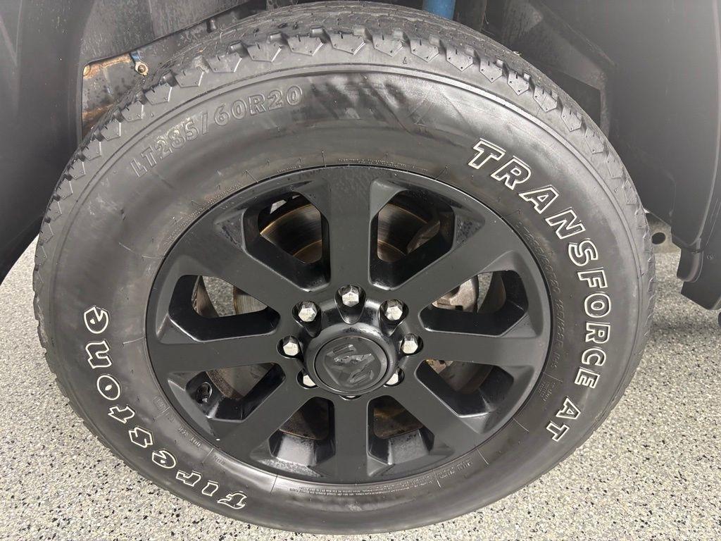 RAM 2500 Big Horn 4x4 Crew Cab 8' Box 2021