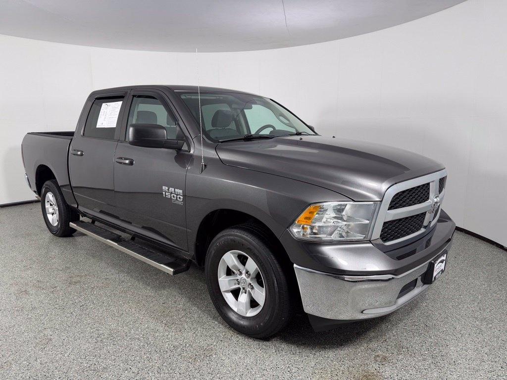 RAM 1500 Classic Warlock 4x4 Crew Cab 5'7" Box 2021