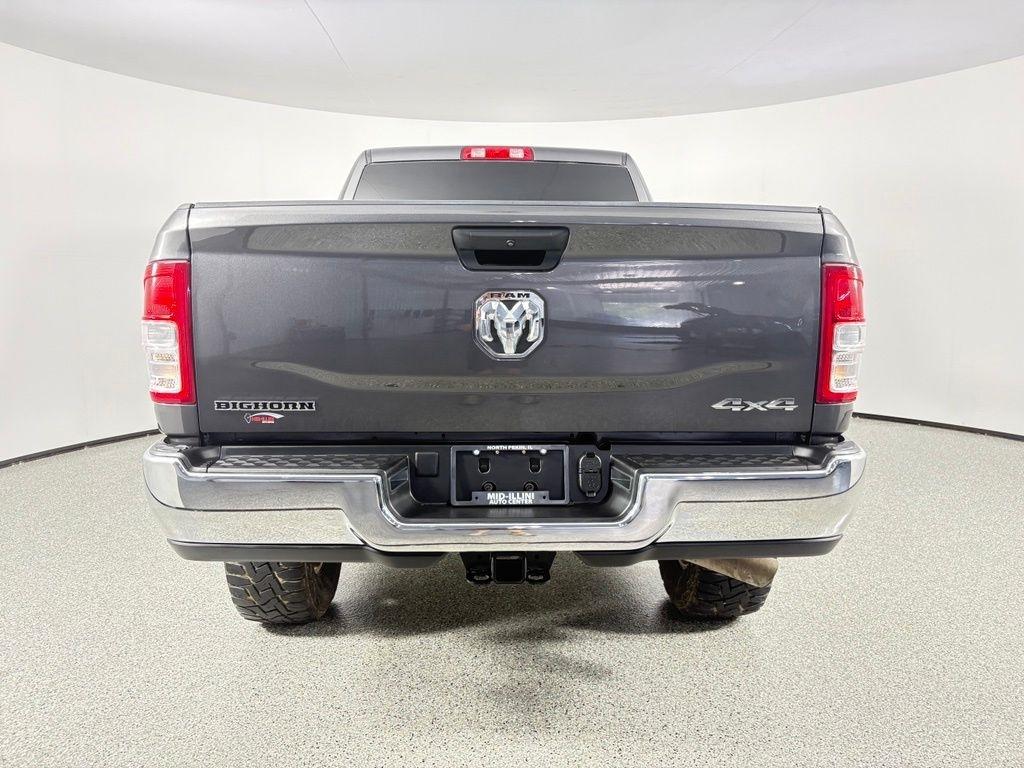 RAM 2500 Big Horn 4x4 Crew Cab 6'4" Box 2022