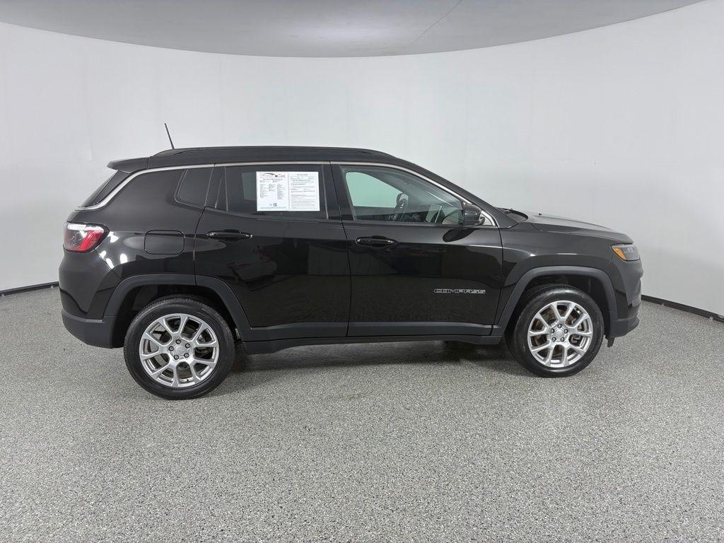 Jeep Compass Latitude Lux 4x4 2023