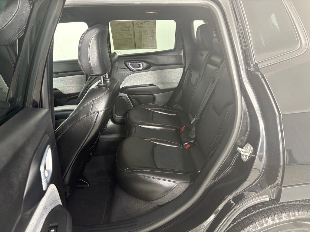 Jeep Compass Latitude Lux 4x4 2023