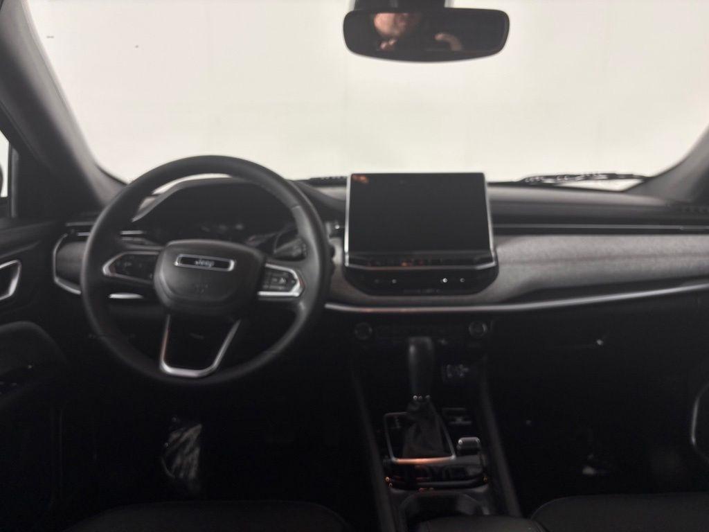 Jeep Compass Latitude Lux 4x4 2023