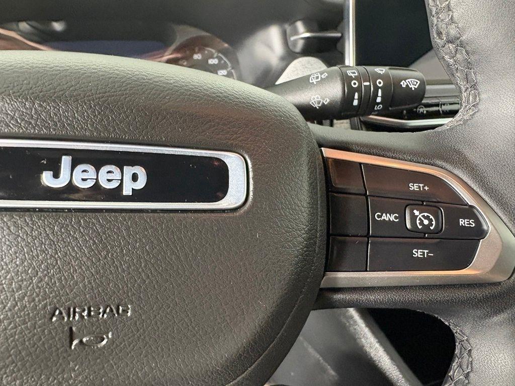 Jeep Compass Latitude Lux 4x4 2023