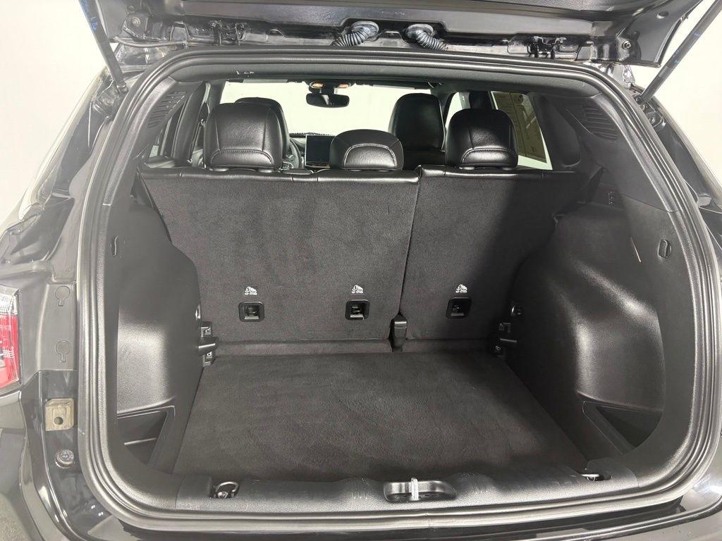 Jeep Compass Latitude Lux 4x4 2023