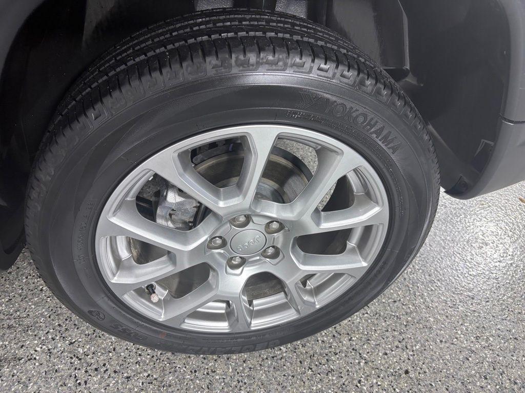 Jeep Compass Latitude Lux 4x4 2023