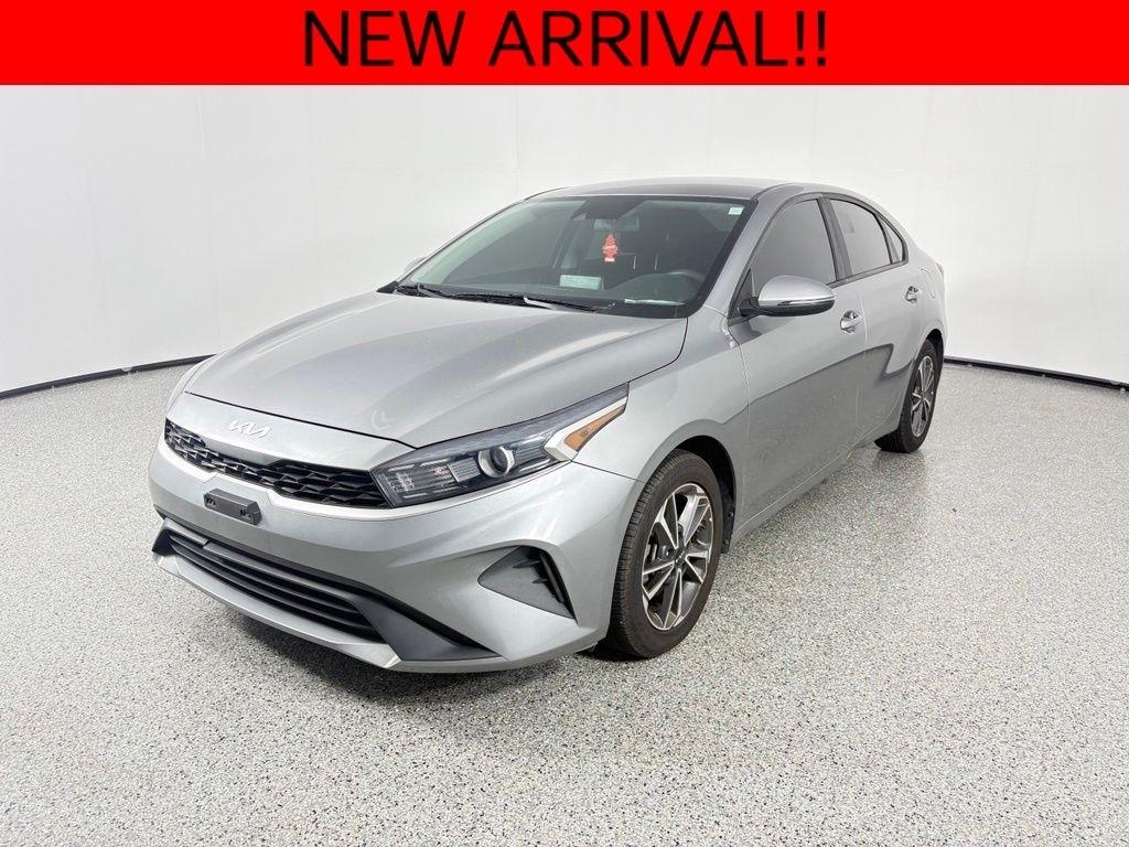 2022 Kia Forte LXS IVT