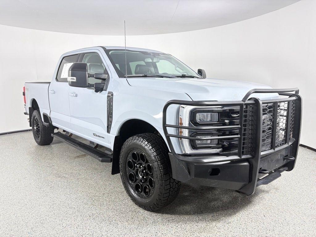 Ford Super Duty F-350 SRW King Ranch 4WD Crew Cab 8' Box 2024