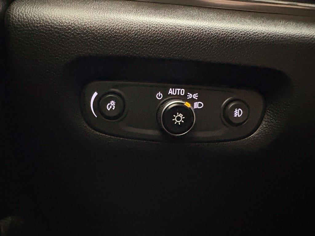 Chevrolet Traverse FWD 4dr LT Cloth w/1LT 2018