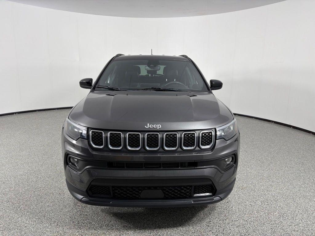 Jeep Compass Latitude Lux 4x4 2023