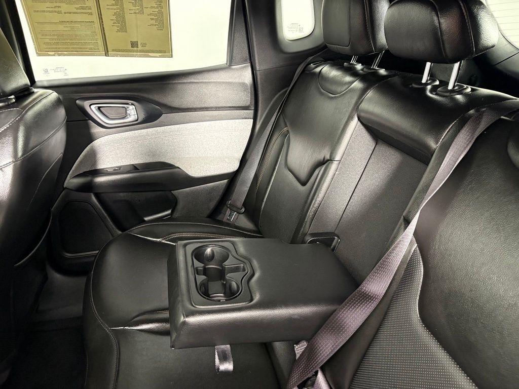 Jeep Compass Latitude Lux 4x4 2023