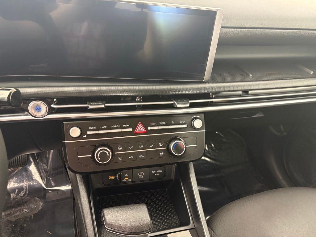 Hyundai Tucson SE FWD 2025