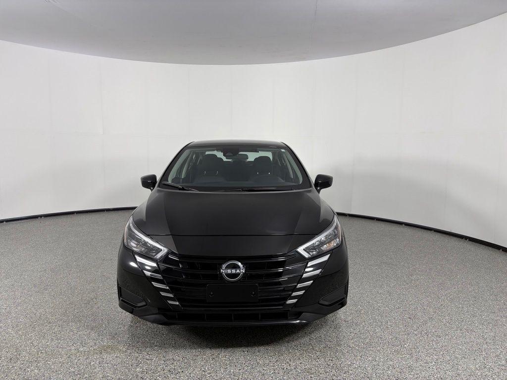 Nissan Versa SV CVT 2025
