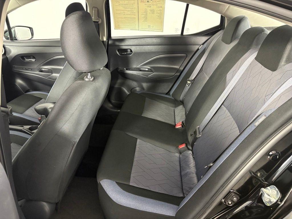 Nissan Versa SV CVT 2025