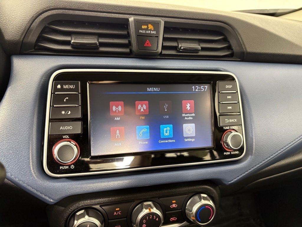 Nissan Versa SV CVT 2025