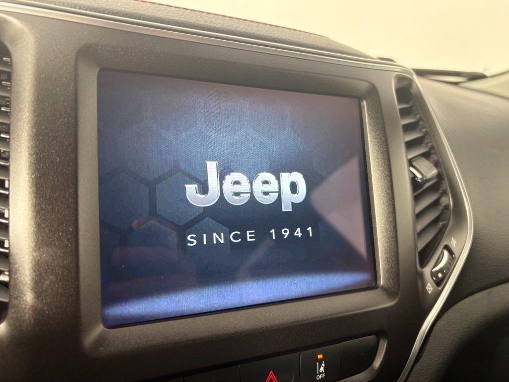 Jeep Cherokee Trailhawk 4x4 2021