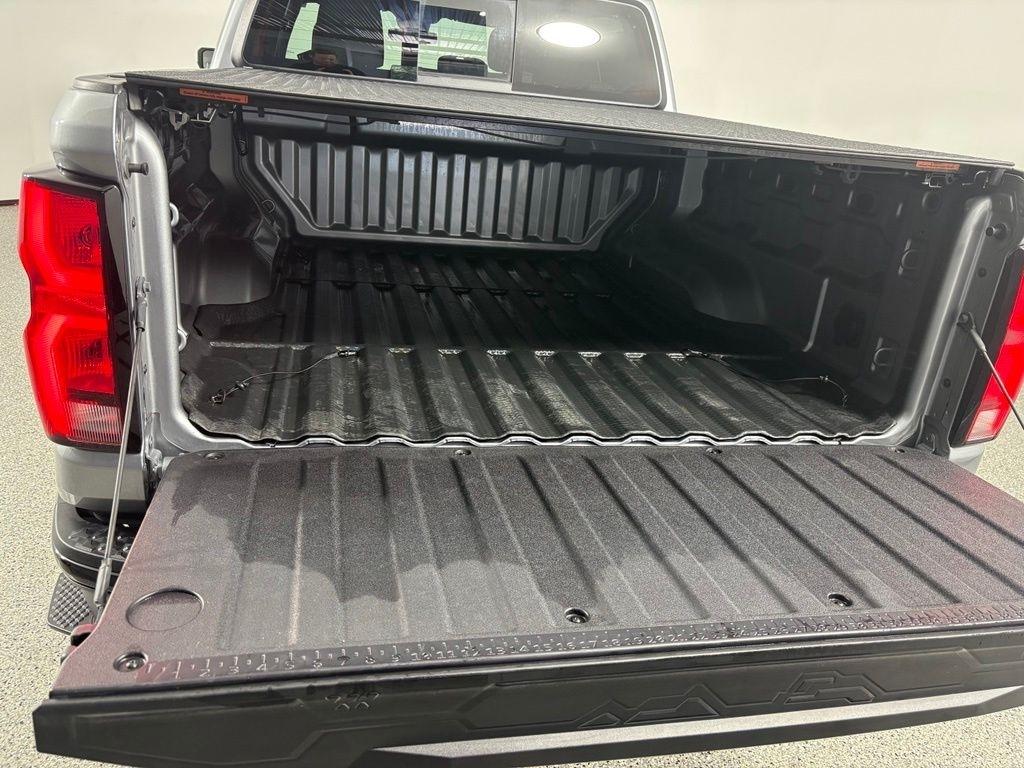 Chevrolet Colorado 4WD Crew Cab Z71 2024