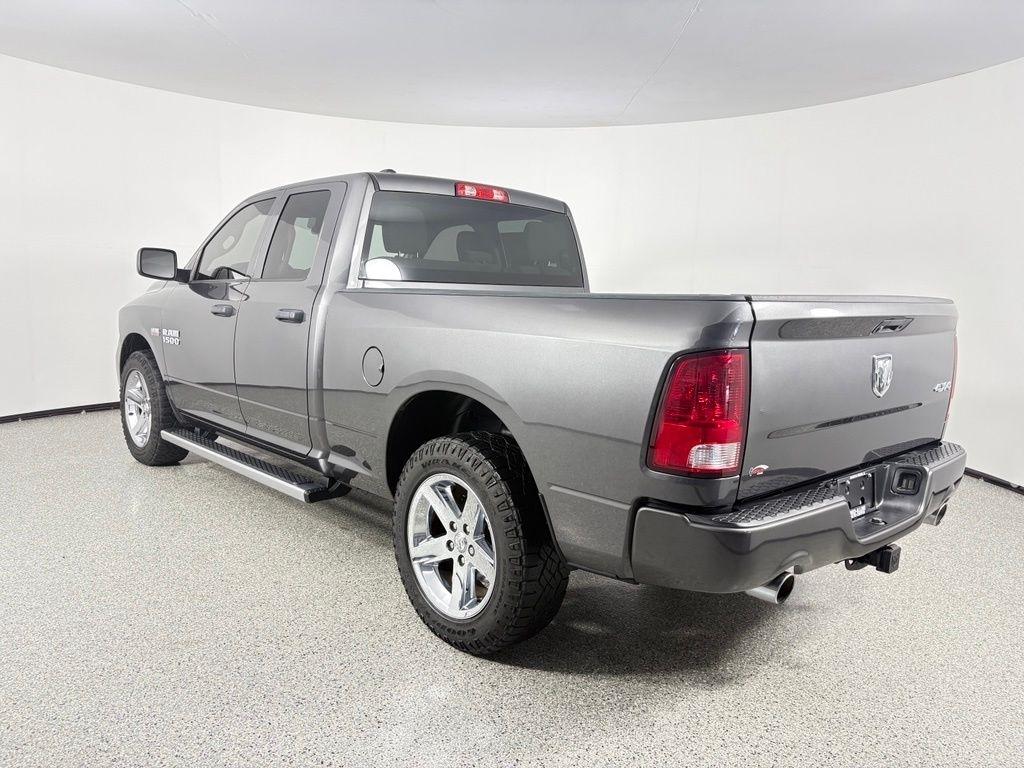 RAM 1500 Express 4x4 Quad Cab 6'4" Box 2018
