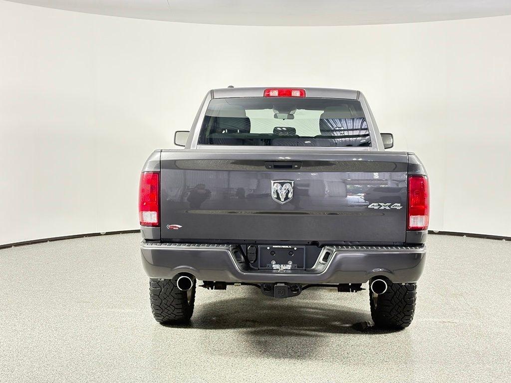 RAM 1500 Express 4x4 Quad Cab 6'4" Box 2018