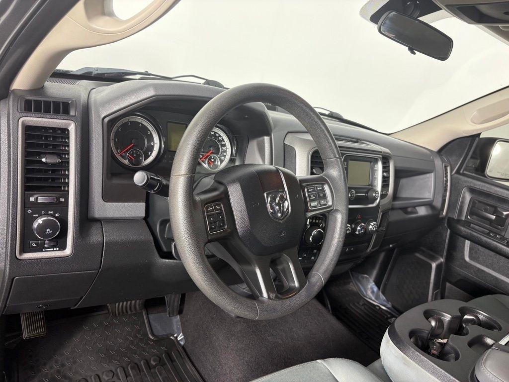 RAM 1500 Express 4x4 Quad Cab 6'4" Box 2018