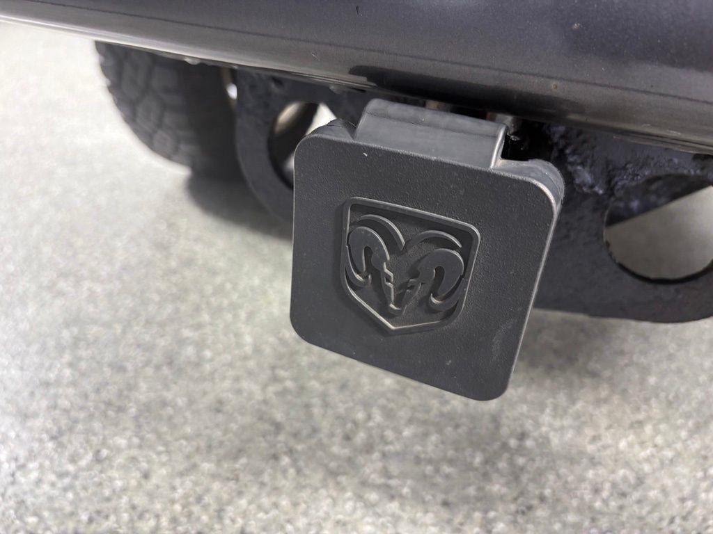 RAM 1500 Express 4x4 Quad Cab 6'4" Box 2018