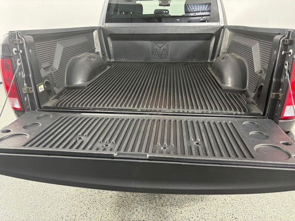 RAM 1500 Express 4x4 Quad Cab 6'4" Box 2018