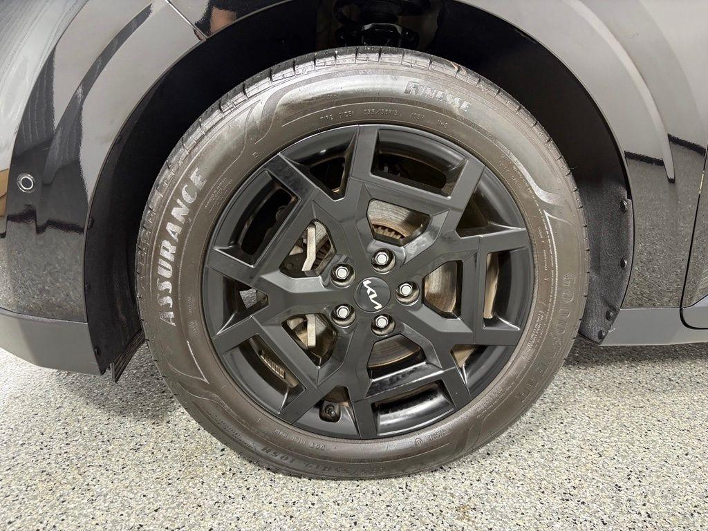 Kia Carnival SX Prestige FWD 2025