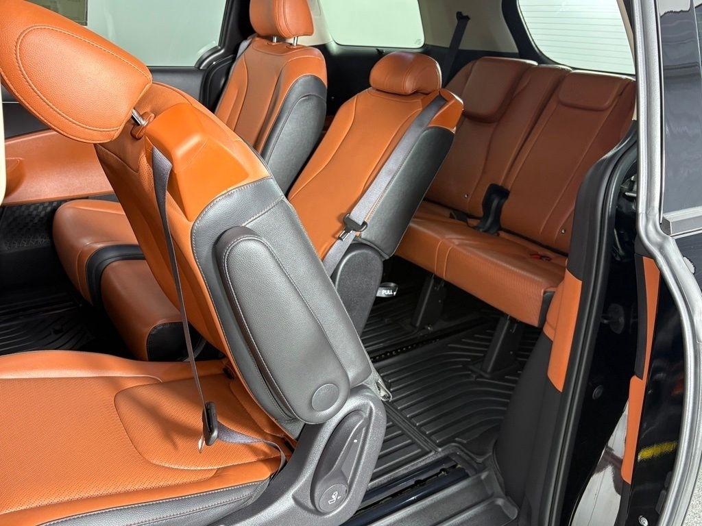 Kia Carnival SX Prestige FWD 2025