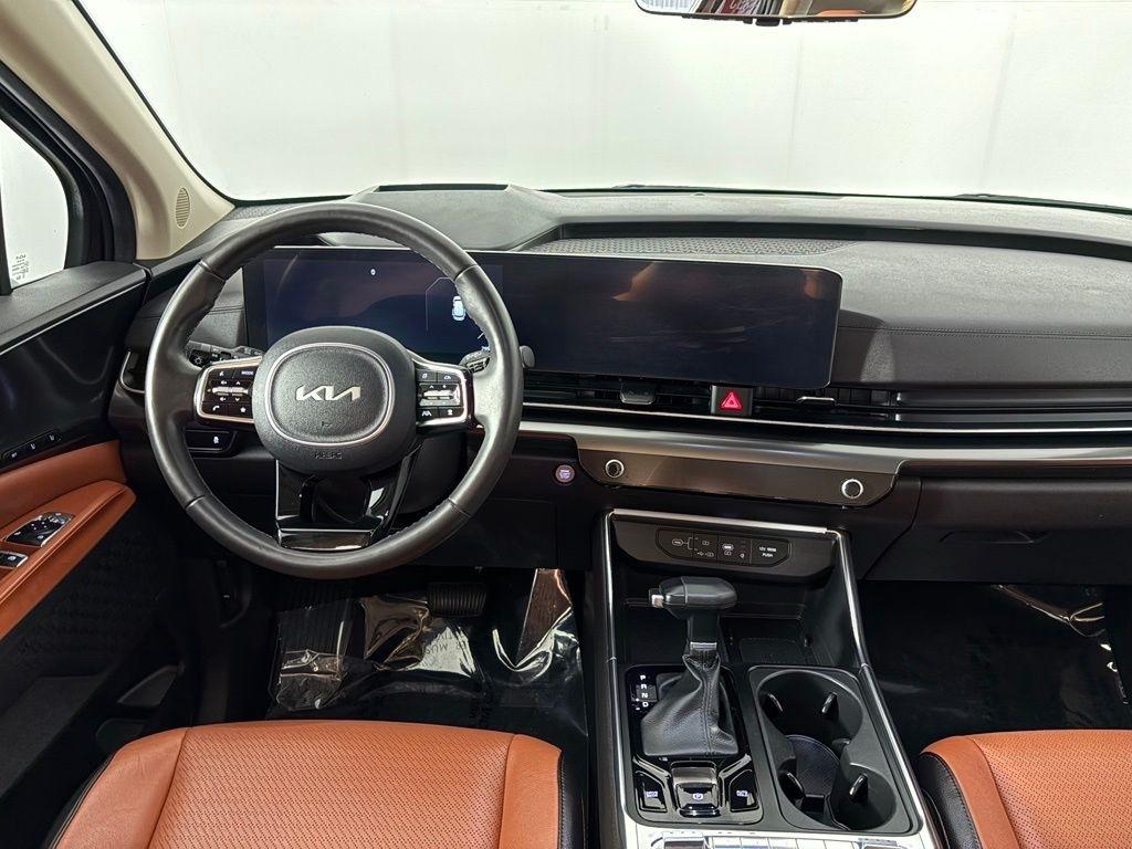 Kia Carnival SX Prestige FWD 2025