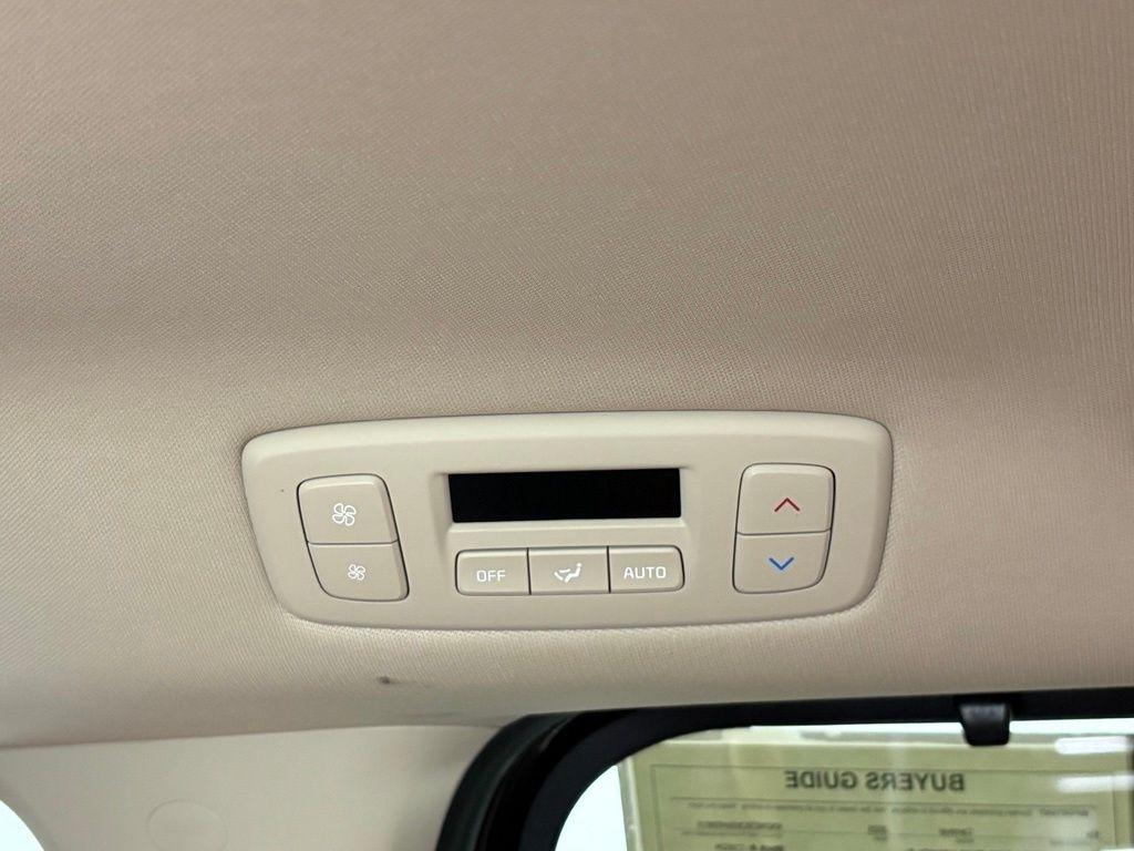 Kia Carnival SX Prestige FWD 2025
