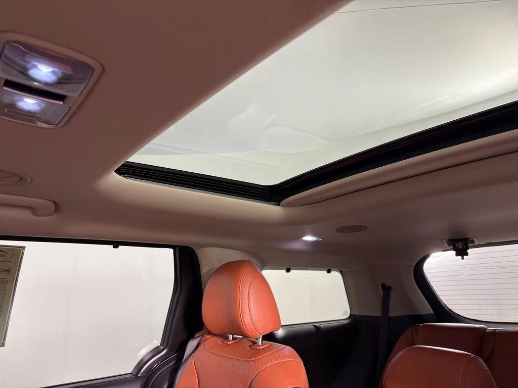 Kia Carnival SX Prestige FWD 2025