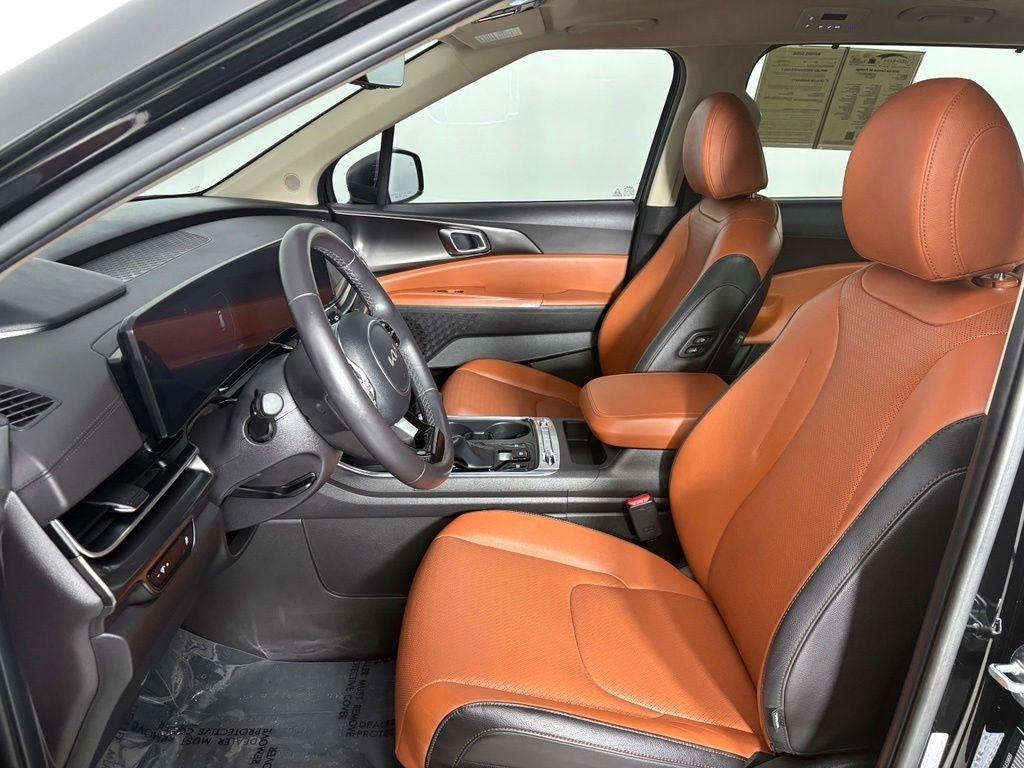 Kia Carnival SX Prestige FWD 2025